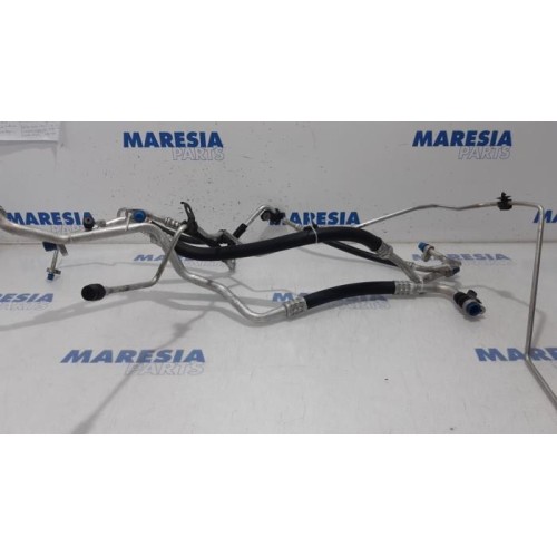 Renault - Megane - Air conditioning line