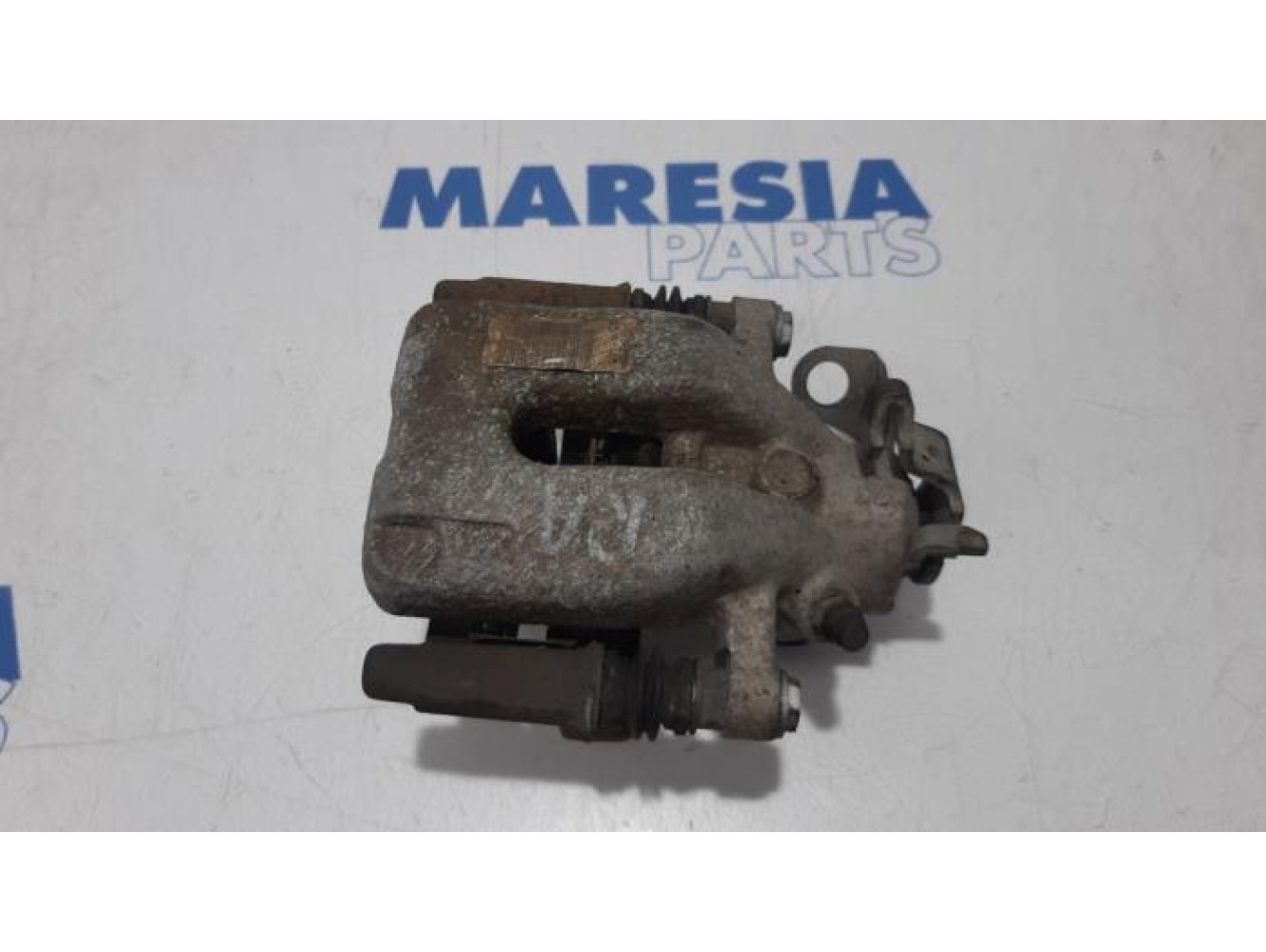 Citroen - DS3 - Rear brake calliper, right