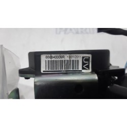 Renault - Megane - Front seatbelt, left