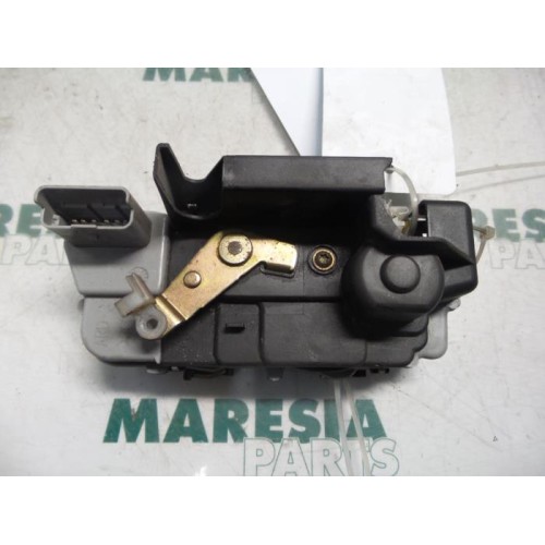 Citroen - C5 - Rear door mechanism 4-door, right