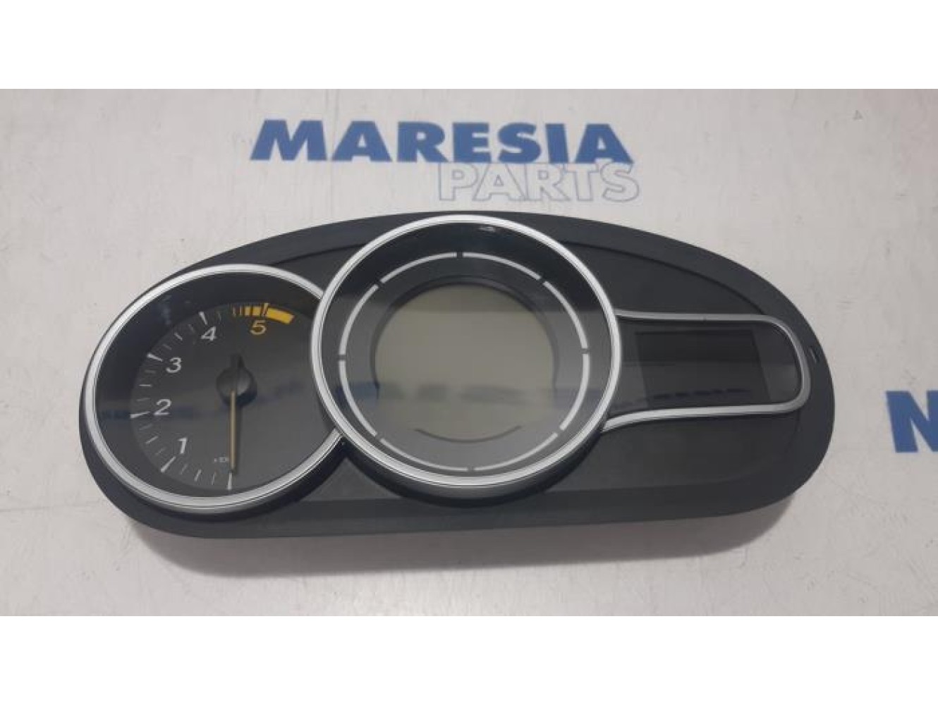 Renault - Megane - Instrument panel