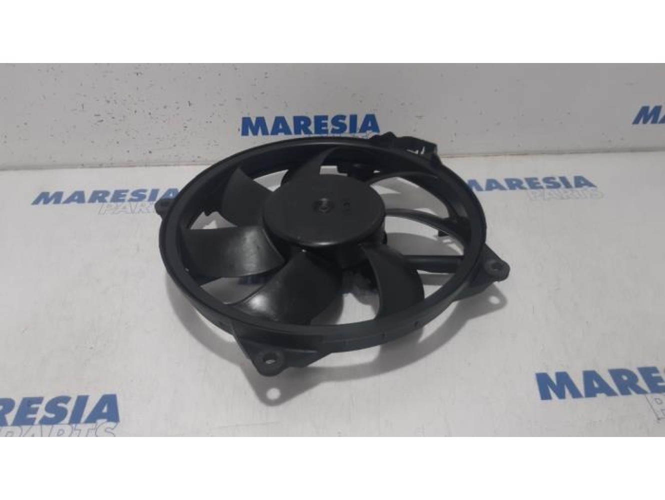 Renault - Megane - Fan motor