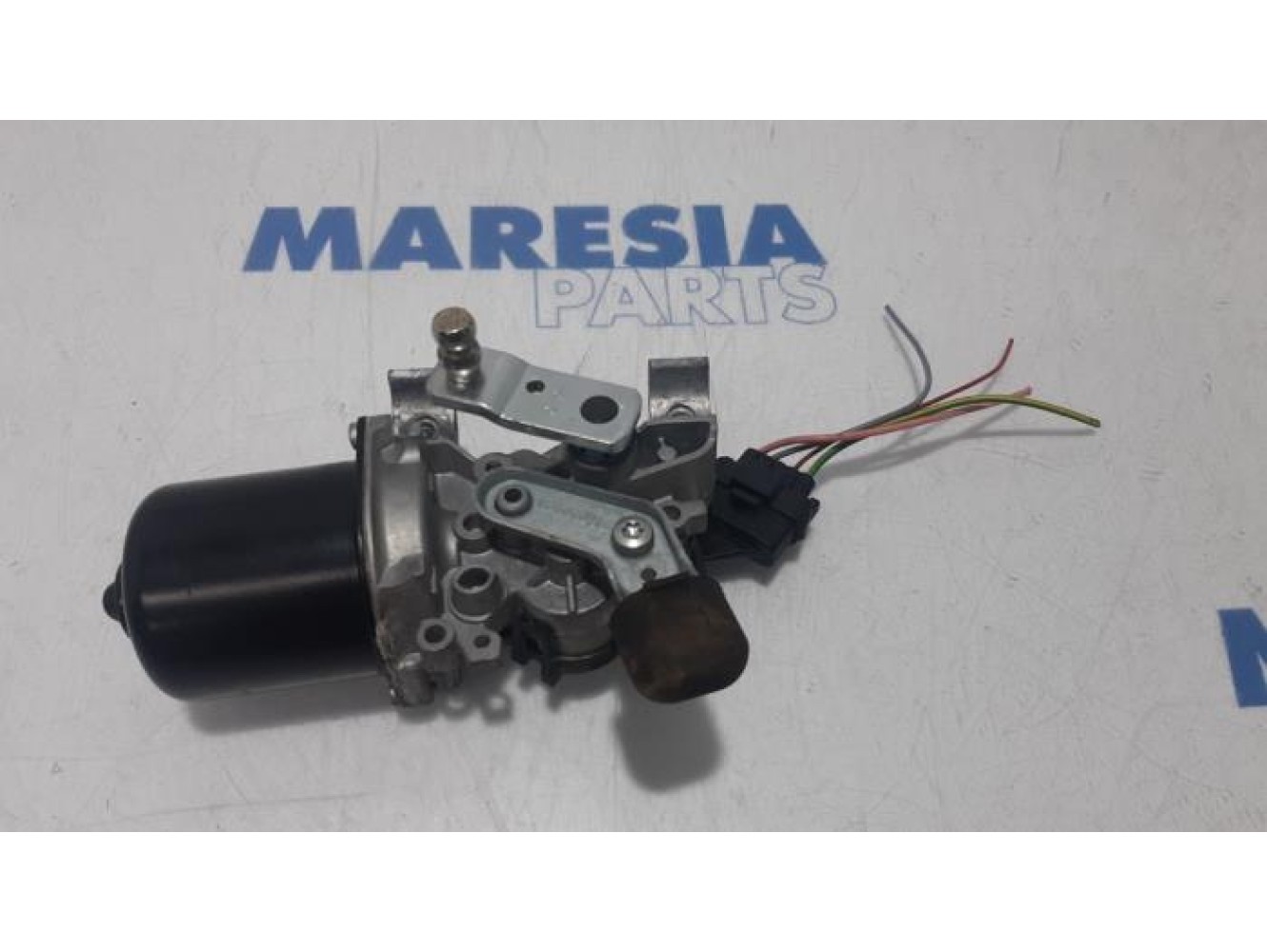 Citroen - DS3 - Front wiper motor