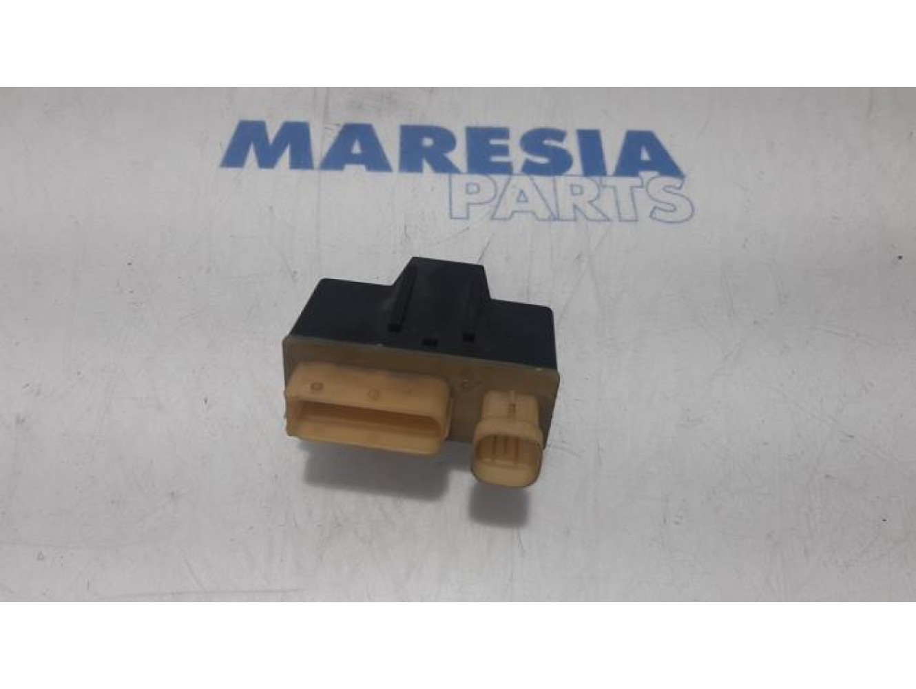 Citroen - DS3 - Glow plug relay