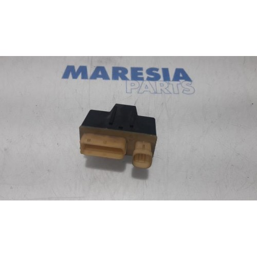 Citroen - DS3 - Glow plug relay