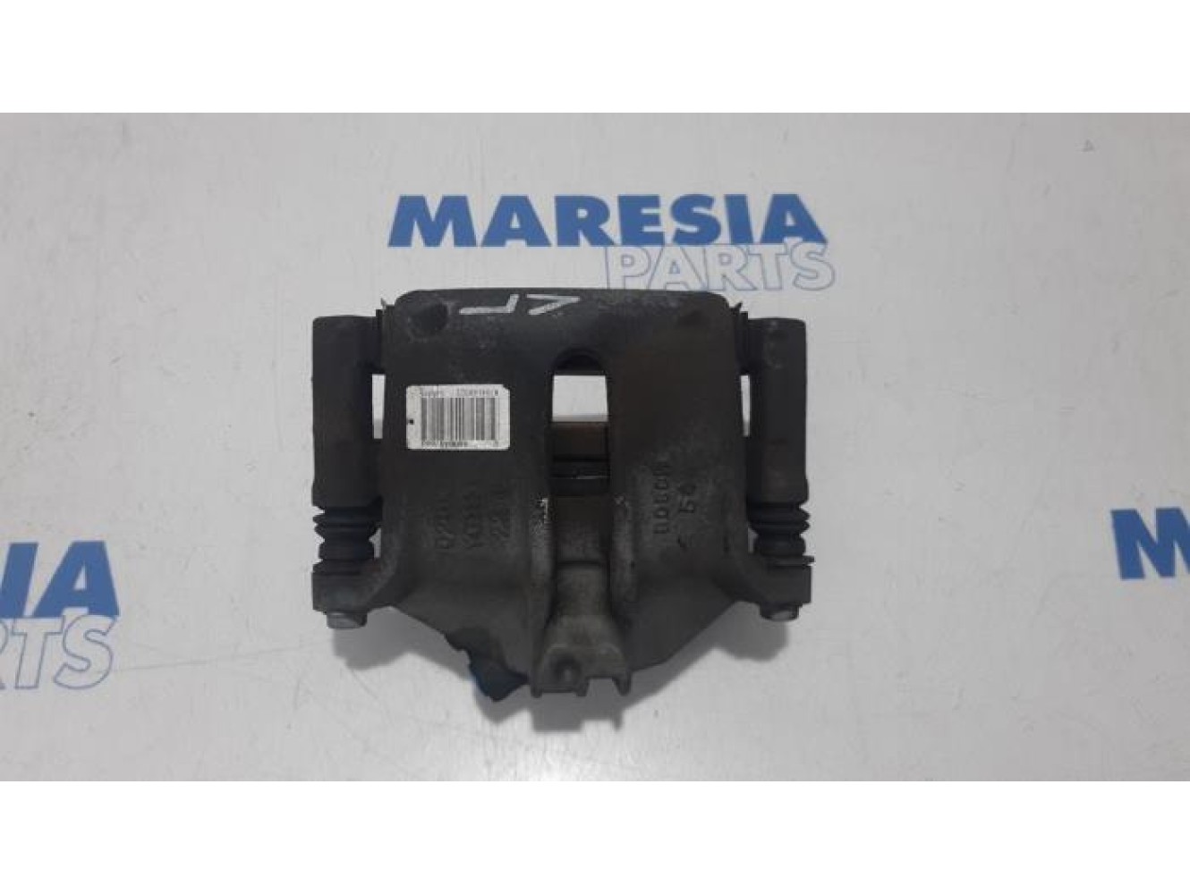Citroen - DS3 - Front brake calliper, left