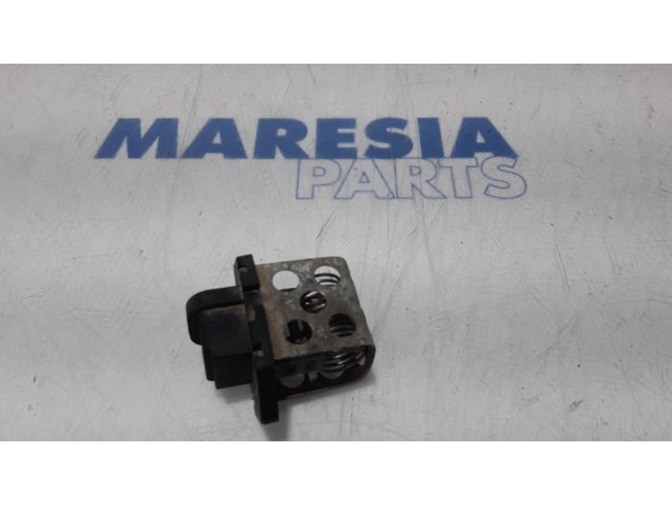 Renault - Kangoo - Cooling fan resistor