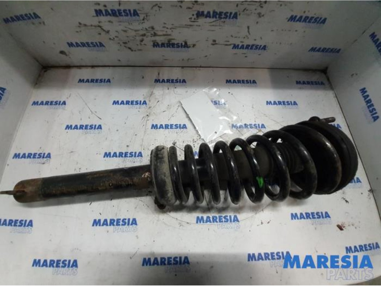 Alfa Romeo - 156 - Front shock absorber rod, right