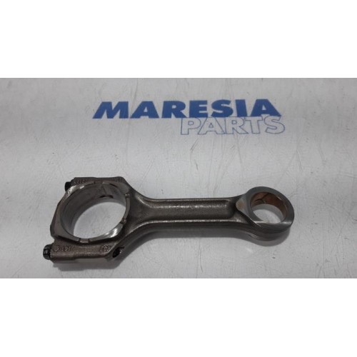 Alfa Romeo - 159 - Connecting rod