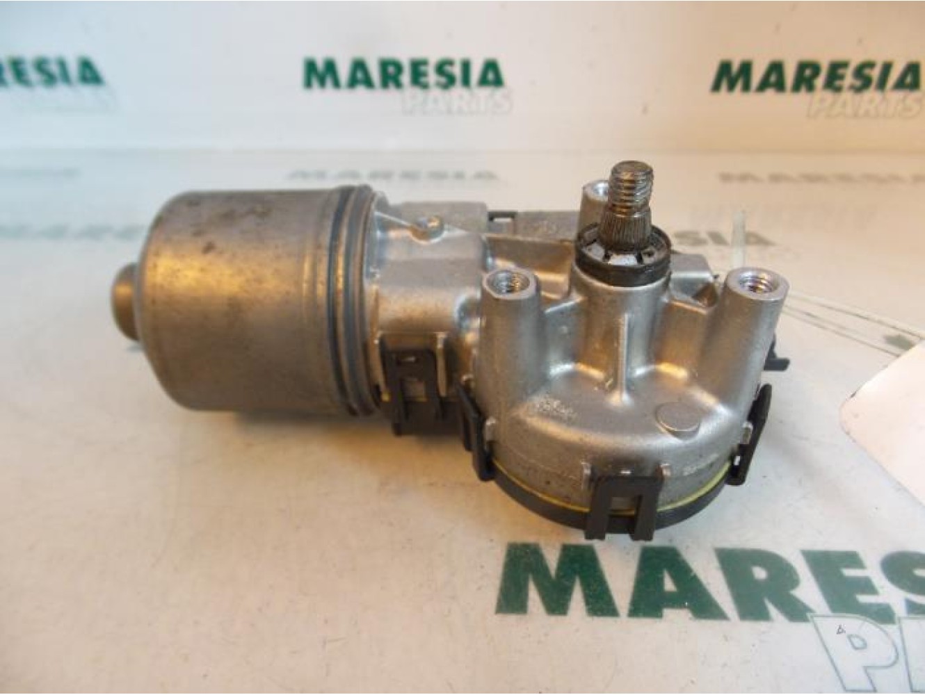 Peugeot - 206 - Front wiper motor
