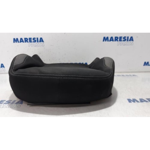 Peugeot - 208 - Sitz Verkleidung links