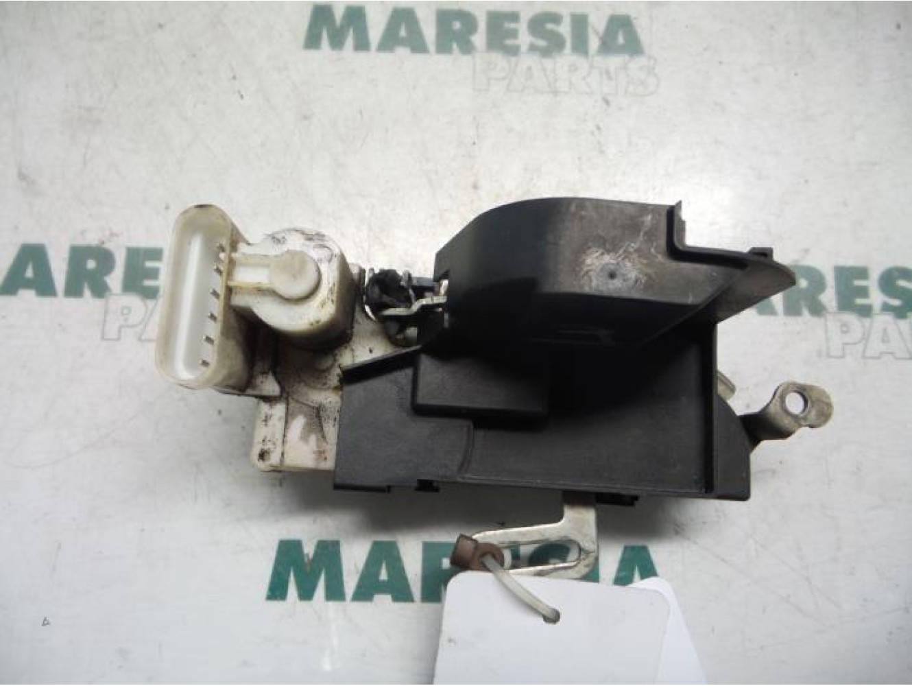Fiat - Punto - Türschlossmechanik 4-türig links vorne
