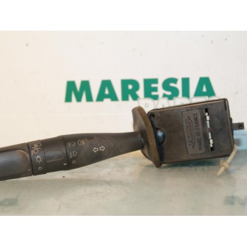 Peugeot - 206 - Indicator switch