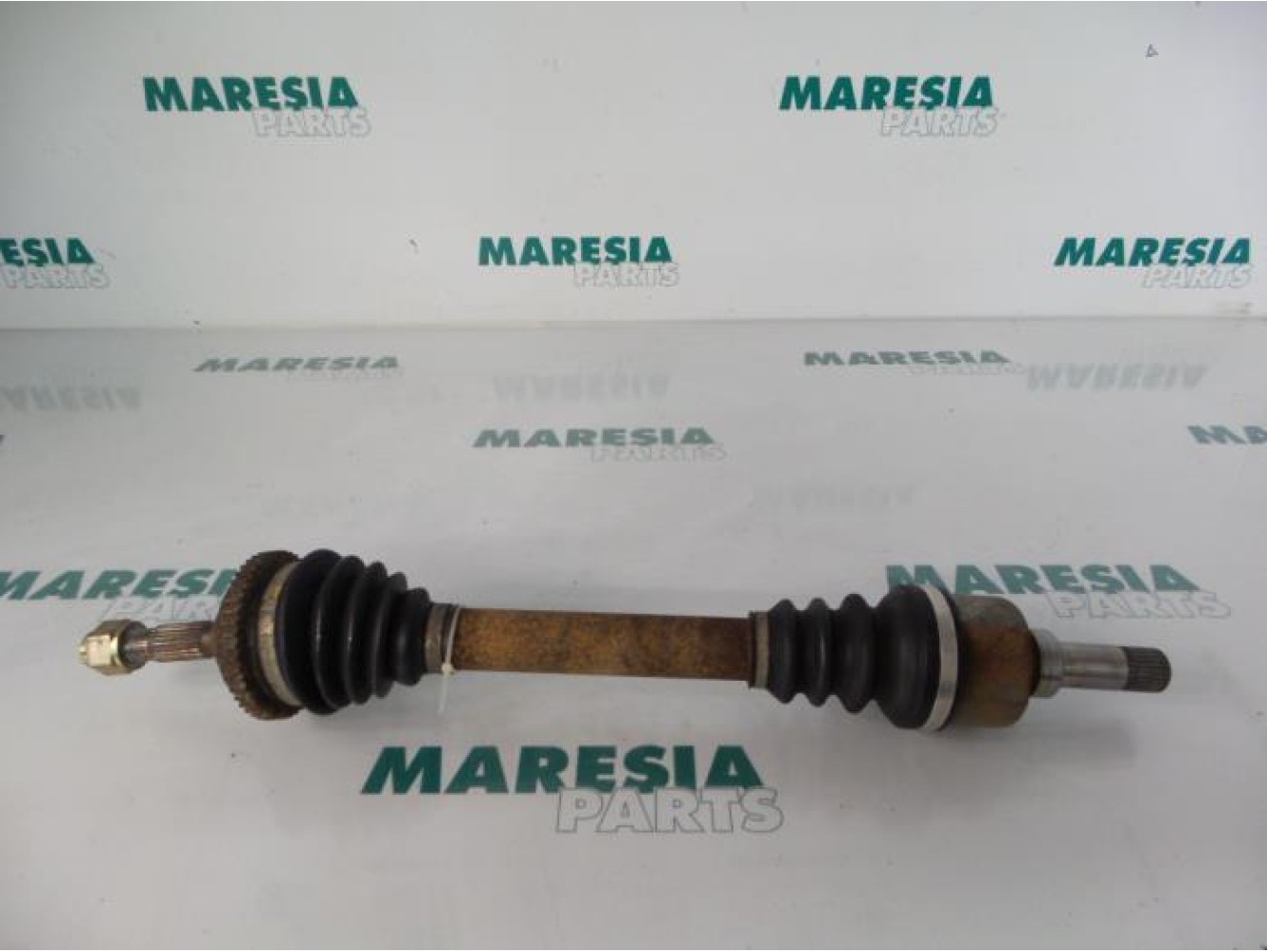 Peugeot - 206 - Aandrijfas links-voor