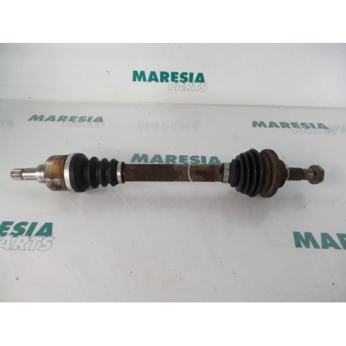 Peugeot - 206 - Front drive shaft, left