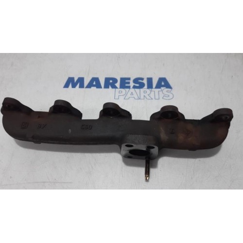 Peugeot - 2008 - Exhaust manifold