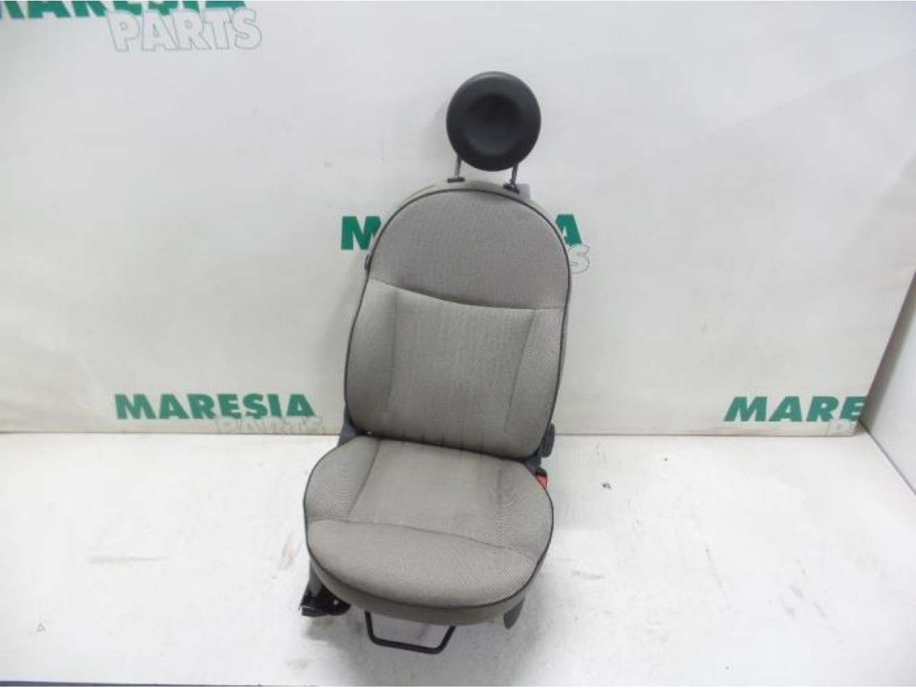 Fiat - 500 - Seat, right