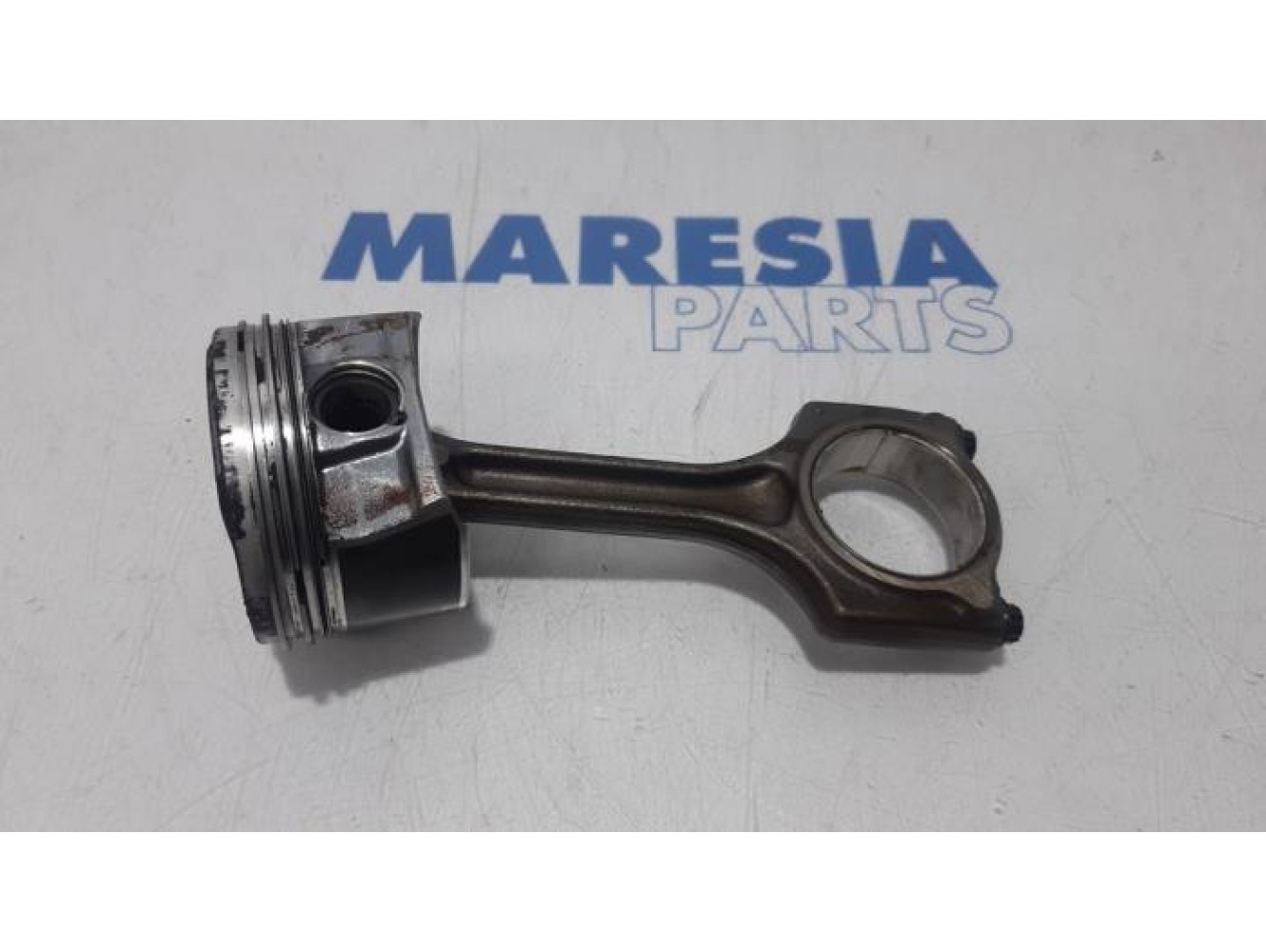 Citroen - DS3 - Piston