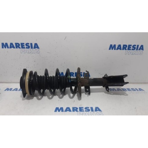 Renault - Kangoo - Front shock absorber rod, right