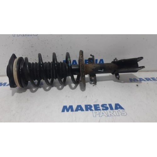 Renault - Kangoo - Front shock absorber rod, left