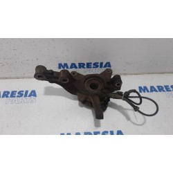 Renault - Kangoo - Fusee links-voor