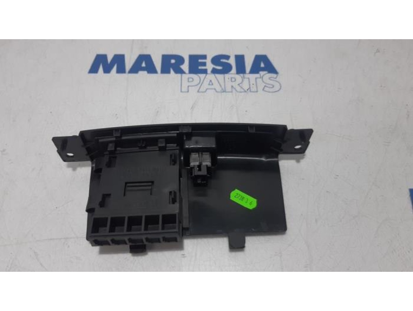Peugeot - 207 - Card reader (lock)