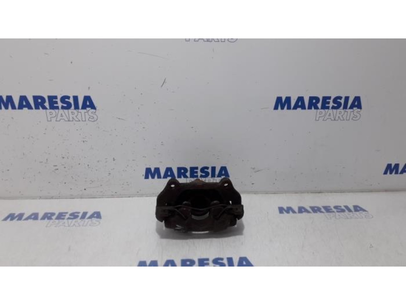 Fiat - Croma - Front brake calliper, left