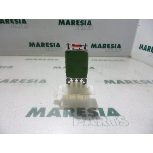 Peugeot - 107 - Heater resistor