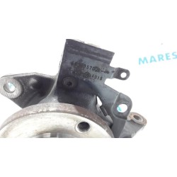 Renault - Clio - Knuckle, front right
