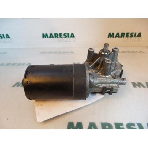 Peugeot - 206 - Front wiper motor