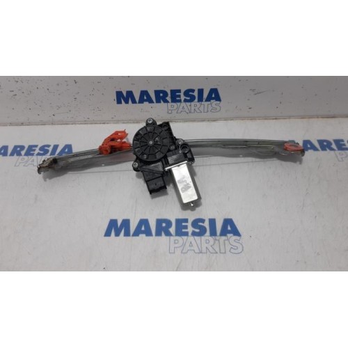 Fiat - Croma - Rear door window mechanism 4-door, right