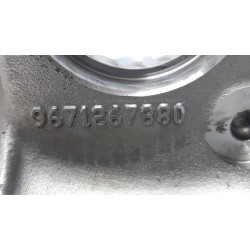 Peugeot - 508 - Getriebe Halterung
