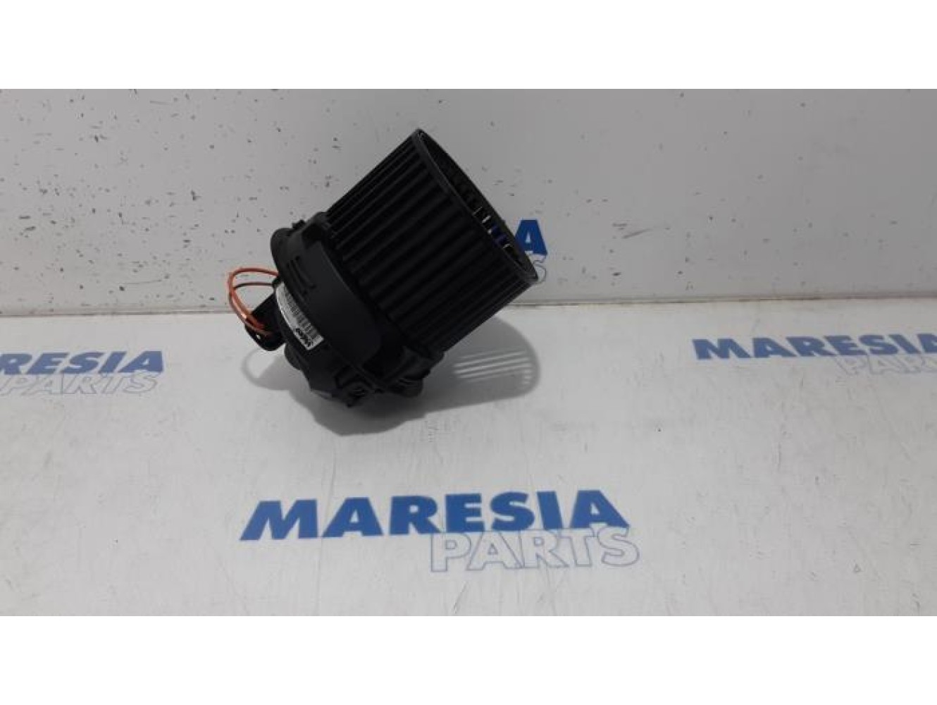 Renault - Clio - Heating and ventilation fan motor