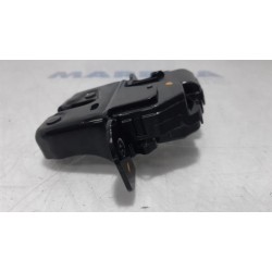 Renault - Clio - Tailgate lock mechanism