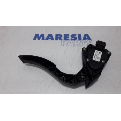 Renault - Clio - Gaspedalposition Sensor