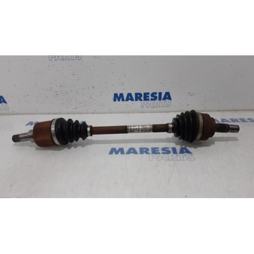 Peugeot - 207 - Front drive shaft, left