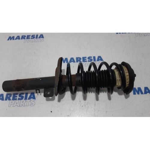 Peugeot - 207 - Front shock absorber rod, left