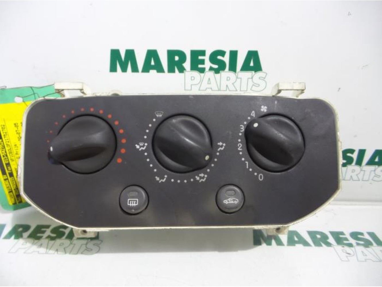 Renault - Clio - Heater control panel