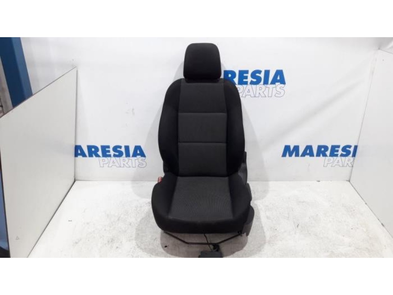Peugeot - 207 - Sitz links