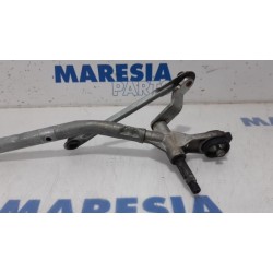 Citroen - DS3 - Wiper mechanism