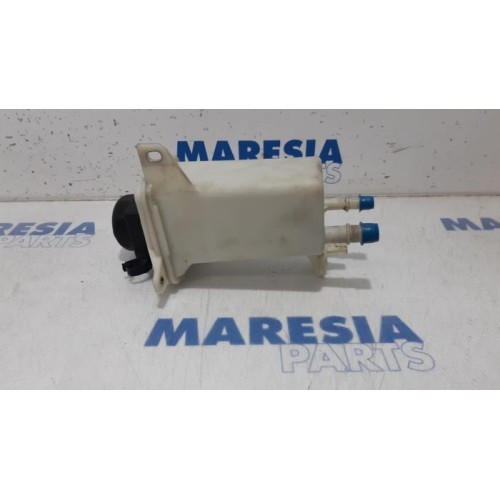 Fiat - Ducato - Power steering fluid reservoir