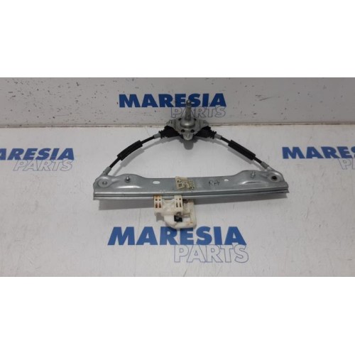 Fiat - Panda - Rear door window mechanism 4-door, right