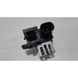 Renault - Clio - Cooling fan resistor
