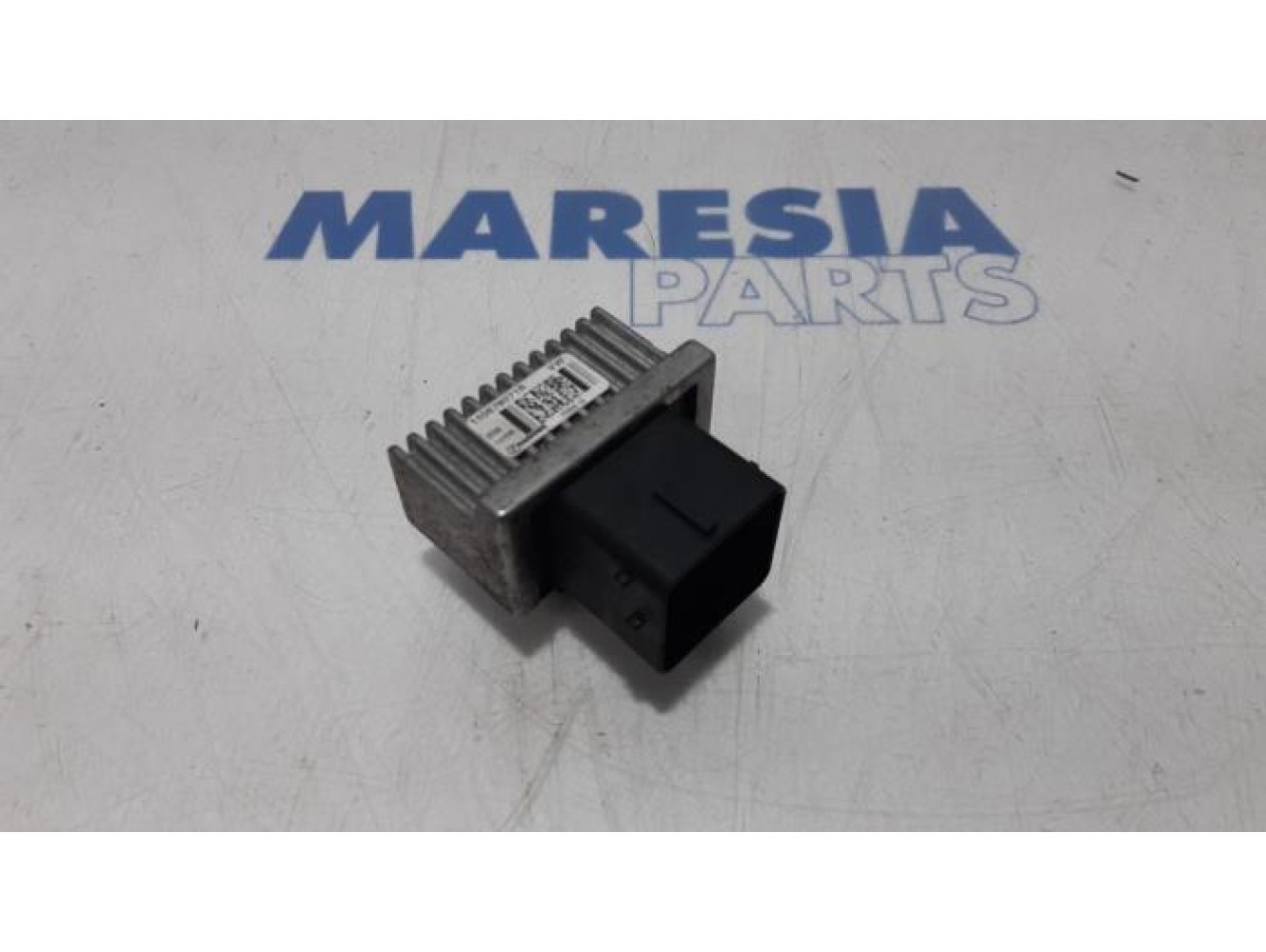 Renault - Clio - Glow plug relay