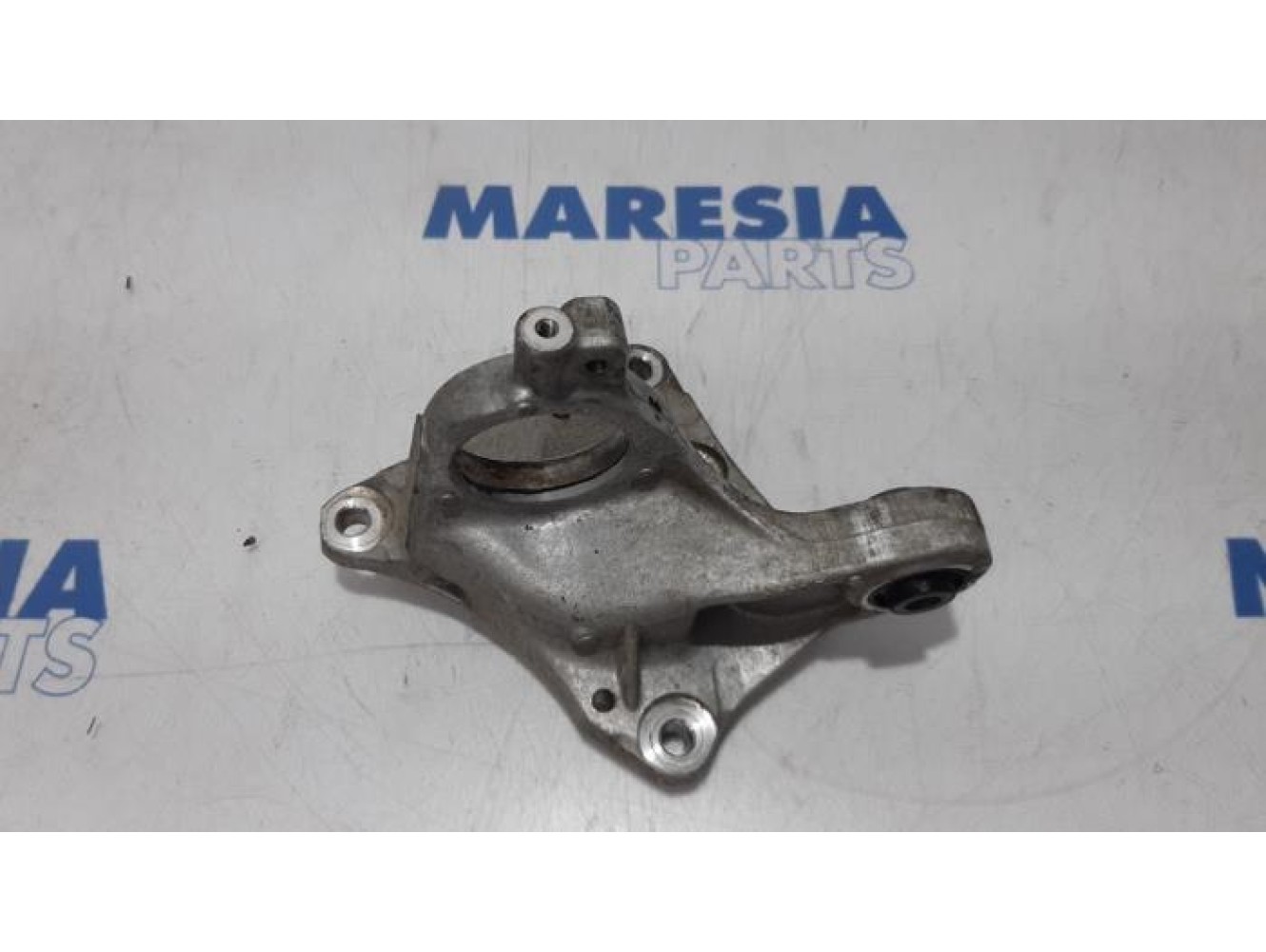 Citroen - C5 - Support (divers)
