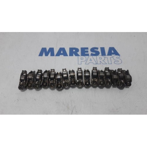 Peugeot - 5008 - Rocker arm