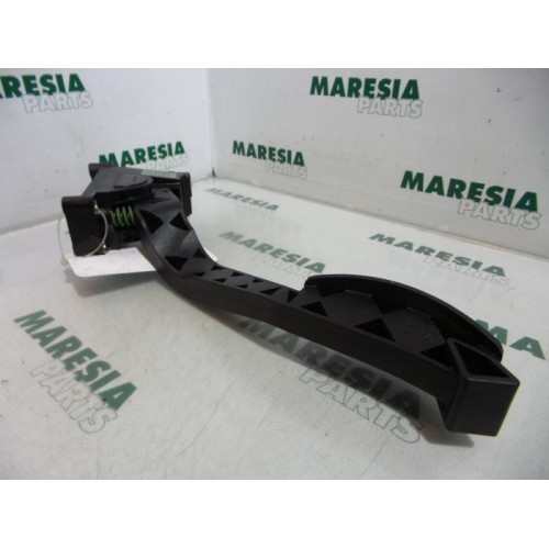Alfa Romeo - 147 - Gaspedaalpositie Sensor
