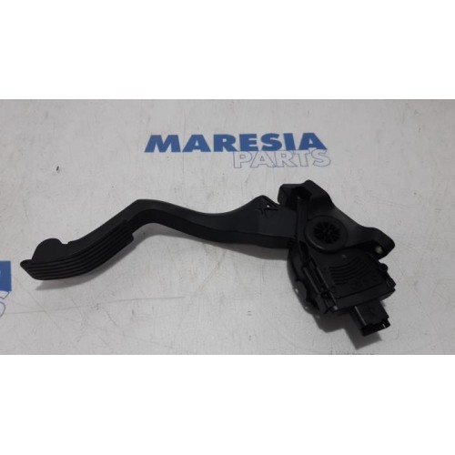 Peugeot - 207 - Gaspedaalpositie Sensor