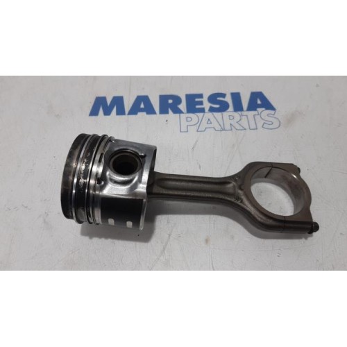 Peugeot - Partner - Piston