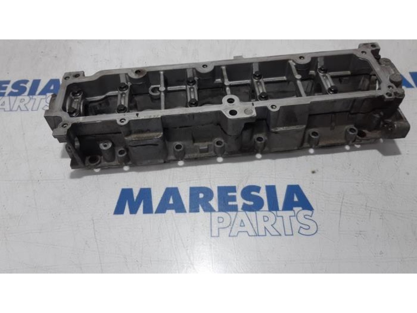 Peugeot - Partner - Camshaft housing